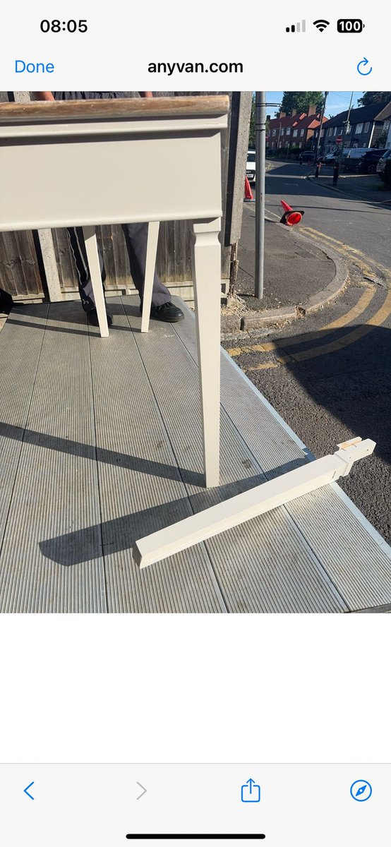 nikyham2's tweet image. Do NOt use @AnyVan pile of shxt- they didn’t deliver for nearly a week- broke my daughters furniture - stored it in a van left on the street- told lies every step of the way- will be exposing to journalists #conmen