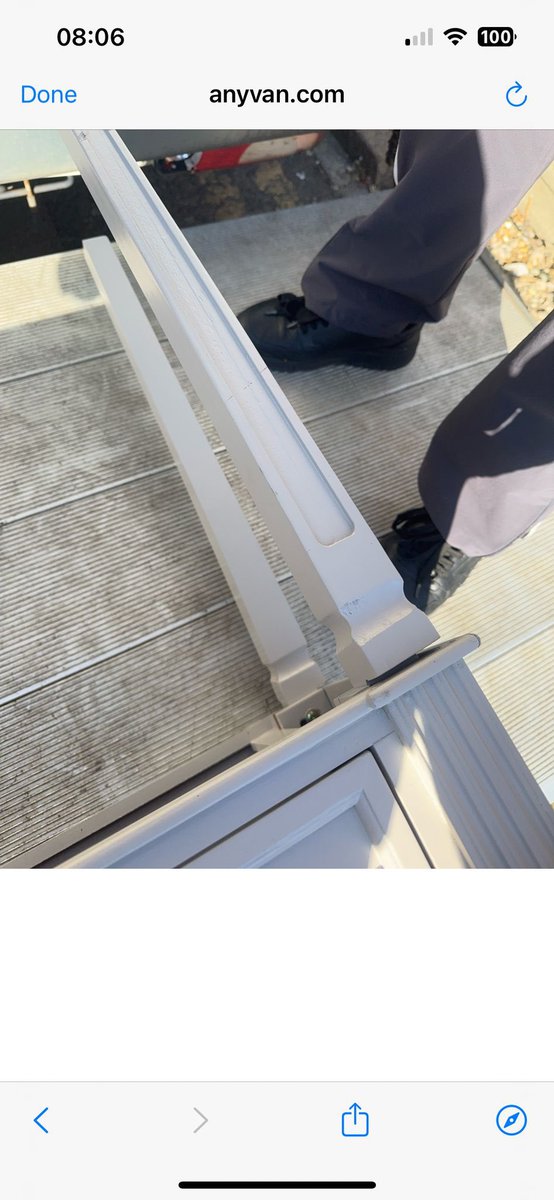 nikyham2's tweet image. Do NOt use @AnyVan pile of shxt- they didn’t deliver for nearly a week- broke my daughters furniture - stored it in a van left on the street- told lies every step of the way- will be exposing to journalists #conmen