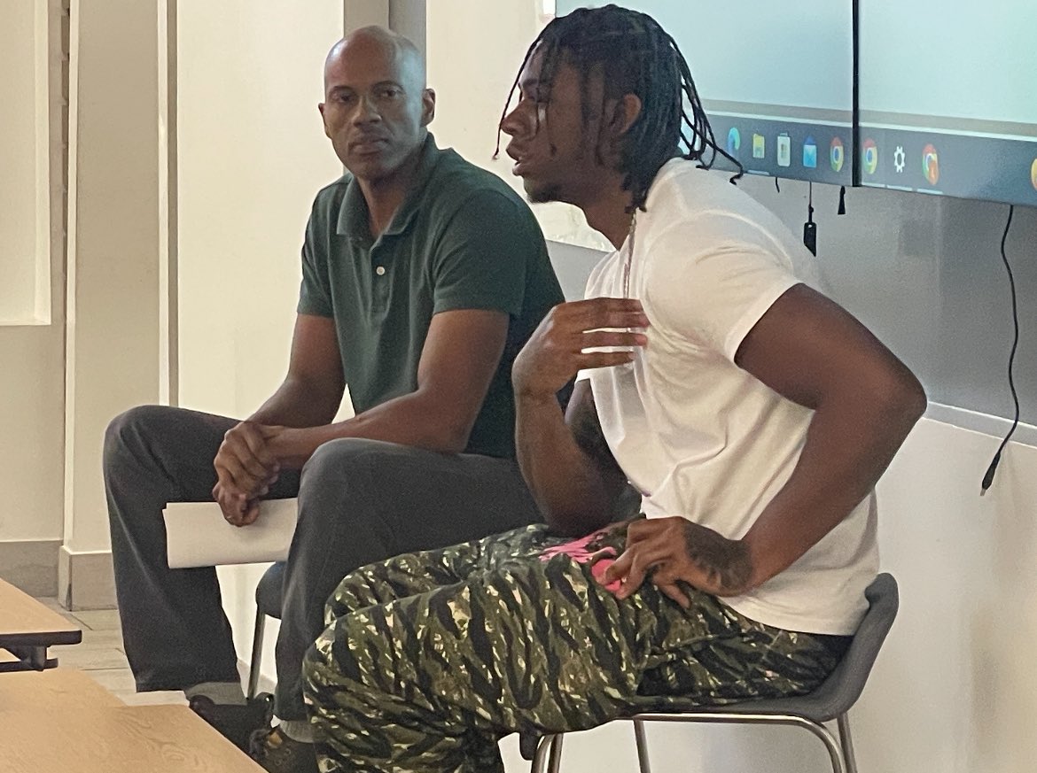 Aquinas Football (@sta_football) on Twitter photo 🔸Senior Leadership Class🔸
🔹🔸STA ALUMNI🔸🔹
<a href="/JamesWalkerNFL/">James Walker</a> interviews <a href="/JamesJTMadison2/">James Madison ii</a> about leadership and playing football at the next level <a href="/MizzouFootball/">Mizzou Football</a>
#FTF
#Brotherly_Love
#YouGoWeGo
<a href="/CoachHarriott/">Roger Harriott</a> 🔸Senior Leadership Class🔸
🔹🔸STA ALUMNI🔸🔹
<a href="/JamesWalkerNFL/">James Walker</a> interviews <a href="/JamesJTMadison2/">James Madison ii</a> about leadership and playing football at the next level <a href="/MizzouFootball/">Mizzou Football</a>
#FTF
#Brotherly_Love
#YouGoWeGo
<a href="/CoachHarriott/">Roger Harriott</a>