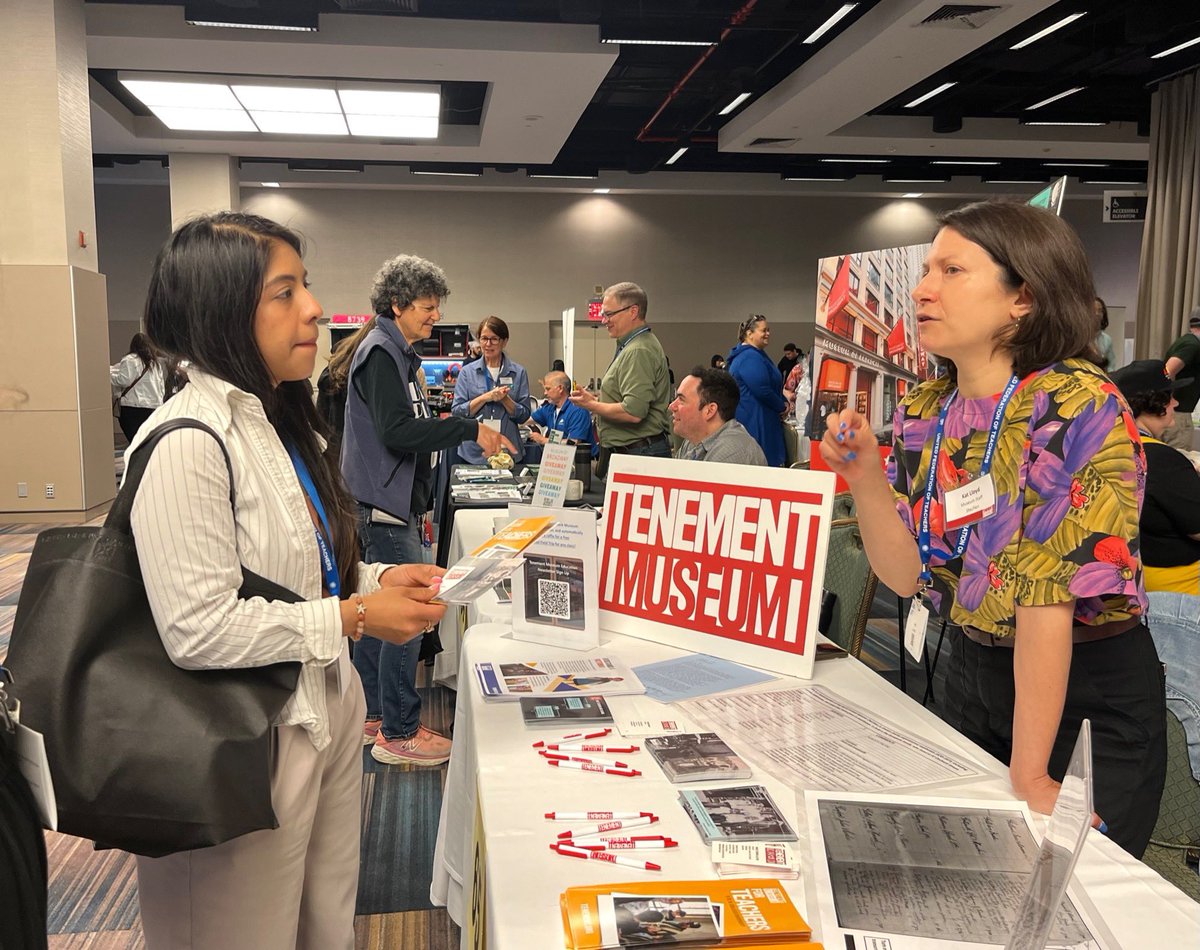 UFT's tweet photo. The truly amazing museums of NYC were out in force at today’s #uftspring exhibit hall as part of the conference’s NYC theme. @tenementmuseum @Sloomootute @broadwaymuseum https://t.co/dVvvKgoodR