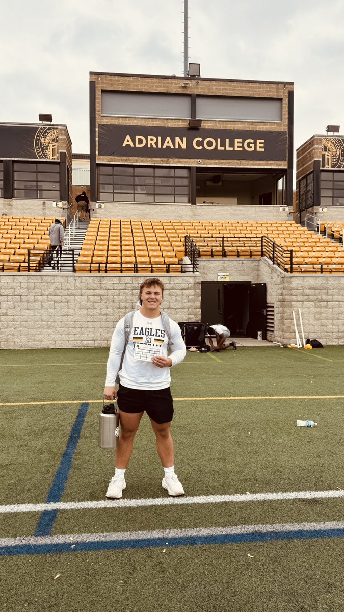 Riley Foldenauer tweet media