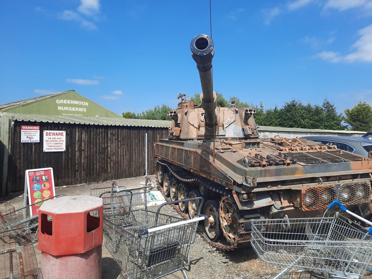 roger_grafton's tweet photo. When my wife said we were going to a garden centre today, I wasn't best pleased. However, it turns out it was quite an interesting place! #notatank https://t.co/bAxeump34D