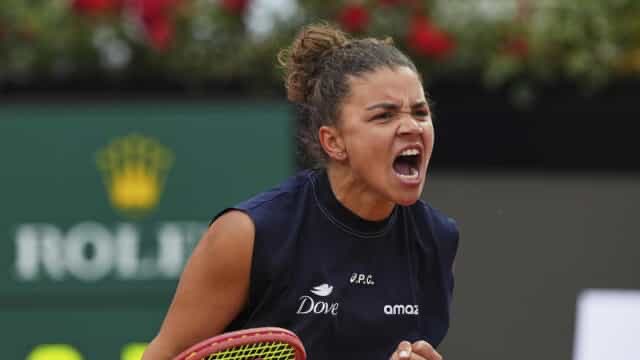 Impresa storica della nostra Jasmine Paolini! 🇮🇹🎾

Trionfa agli Internazionali, riportando il titolo i dopo 40 anni. Da lunedì sarà la n.4 al mondo: un risultato straordinario.

Per chi ama il tennis sembra un sogno. Invece no, è tutto vero… 🥲