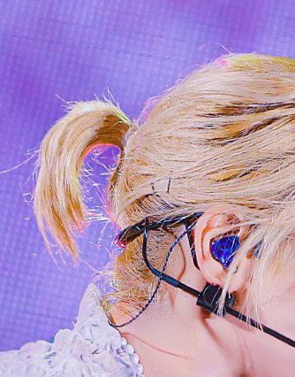theejubex's tweet photo. ใครล์? https://t.co/ex9bNxBtj6