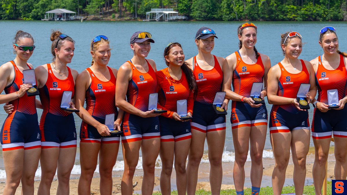 Pair of medals for the Orange at the ACC Championships! 🍊

🥈 Varsity Four
🥉 Second Varsity Eight

Syracuse finishes third overall with 104 points.