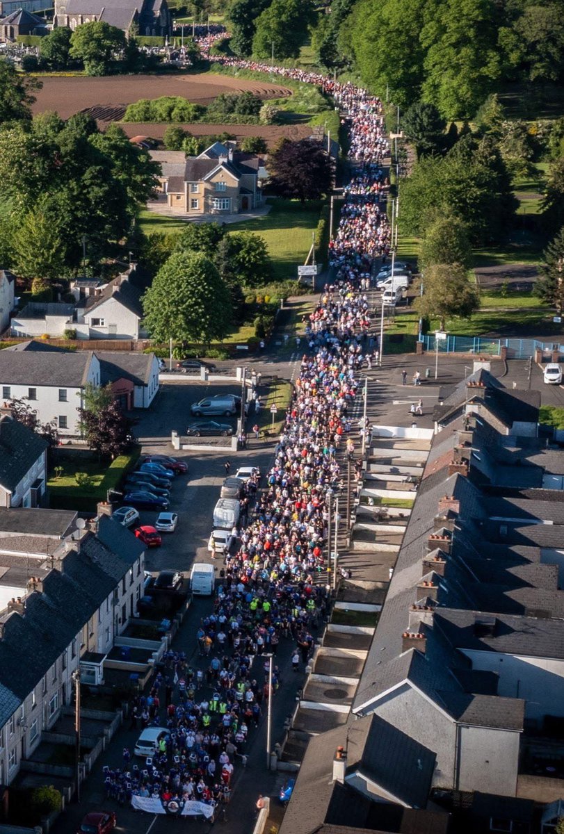 Gaels as far as the eye can see marched in Bellaghy last night to demand a full public inquiry into the murder of Sean Brown ⚖️
