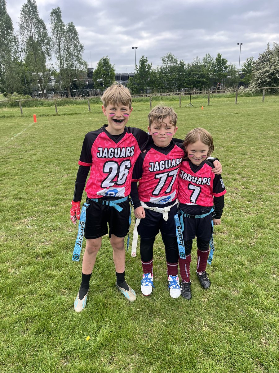 Siac1980's tweet photo. S,P &amp; F enjoying another afternoon of American football with Nuneaton Jaguars 🐆 @ourladyoflourd1 @BCSGO https://t.co/Rh2fEHj93e