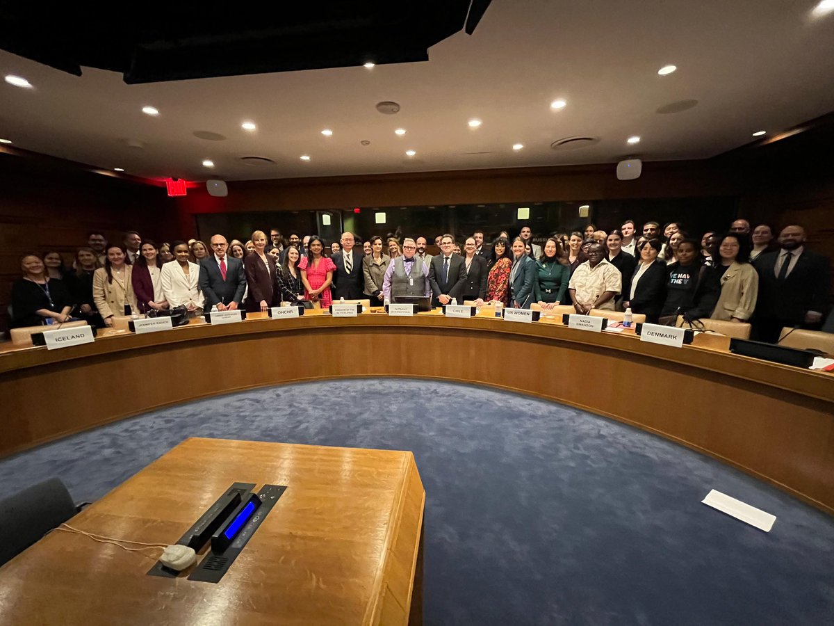 KingdomNL_UN's tweet photo. Equal rights for LGBTIQ+ persons remain a core human rights priority for #KingdomNL.

In light of #IDAHOT2025 &amp; the International Day of Families, @CJLasseur spoke at the UN #LGBTICoreGroup event on the importance of inclusion &amp; recognition for LGBTIQ+ persons &amp; their families🏳️‍🌈 https://t.co/54GfiLNDCb
