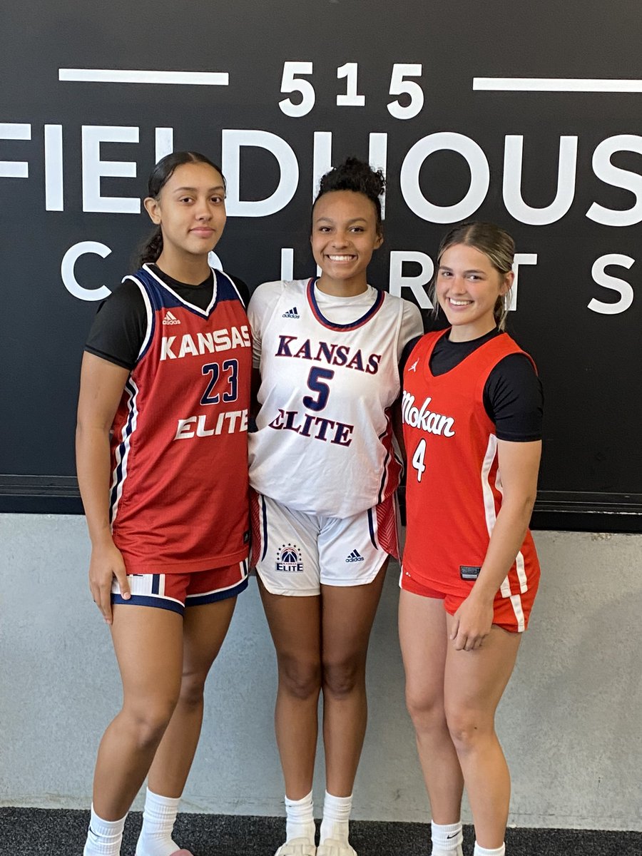 Bonner Springs GBB (@ladybravesgbb) on Twitter photo Good luck to these three superstars competing in Iowa this weekend! <a href="/NyaAnderson9/">Nya Anderson</a> <a href="/Chasitee_Sambol/">Chasitee Sambol</a> <a href="/aburris26/">a.burris26</a>
#LadyBraves🏀 Good luck to these three superstars competing in Iowa this weekend! <a href="/NyaAnderson9/">Nya Anderson</a> <a href="/Chasitee_Sambol/">Chasitee Sambol</a> <a href="/aburris26/">a.burris26</a>
#LadyBraves🏀