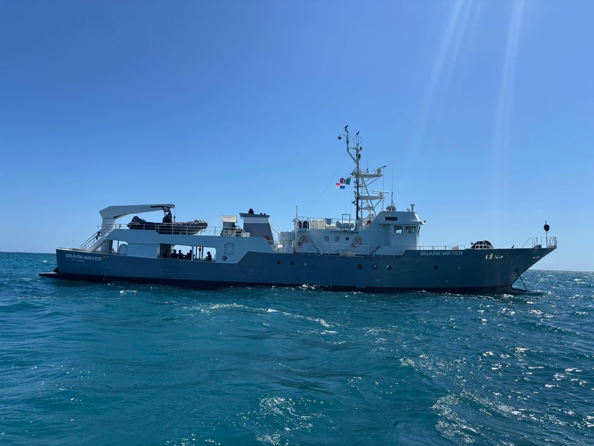 Julián Escutia (@julianescutia) on Twitter photo La Novena Zona Naval de <a href="/SEMAR_mx/">SEMAR México</a> anuncia la llegada de la embarcación Sharkwater de <a href="/SeaShepherdSSCS/">Sea Shepherd US</a> a Yucatán. El objetivo es coadyuvar en la protección de especies marinas clave en las ANP Arrecife Alacranes y Bajos del Norte. La Novena Zona Naval de <a href="/SEMAR_mx/">SEMAR México</a> anuncia la llegada de la embarcación Sharkwater de <a href="/SeaShepherdSSCS/">Sea Shepherd US</a> a Yucatán. El objetivo es coadyuvar en la protección de especies marinas clave en las ANP Arrecife Alacranes y Bajos del Norte.