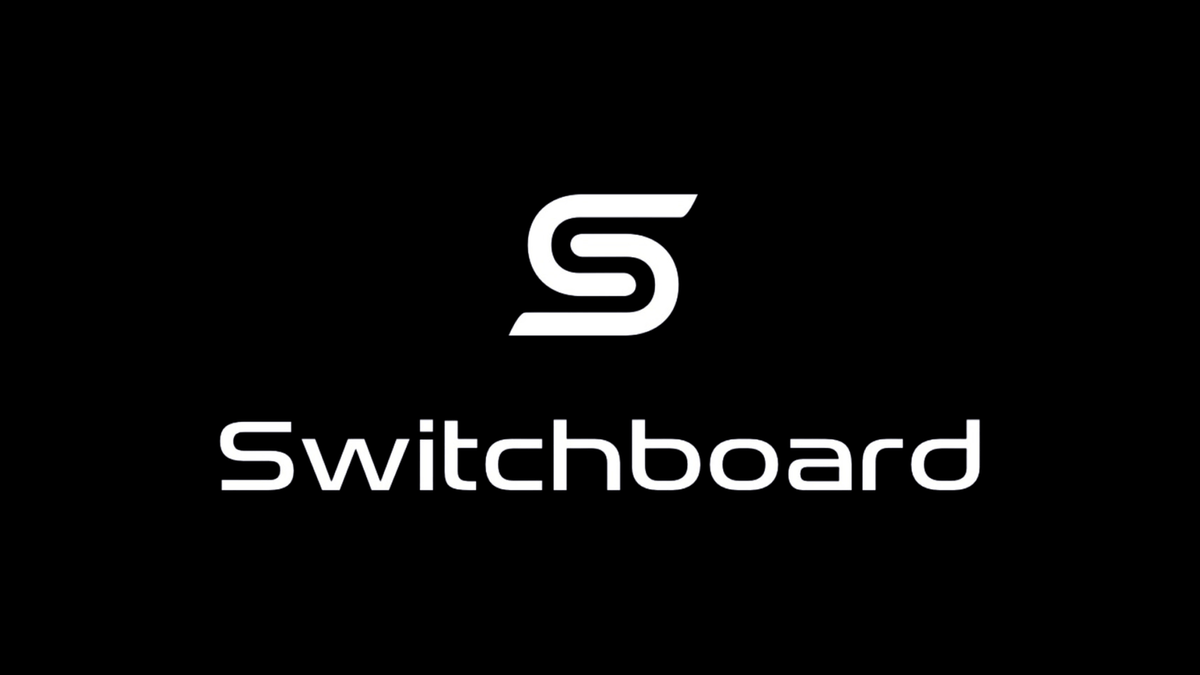 Web3WithEza's tweet photo. 1/  
ORACLES run the world of Web3.  
But most people still don’t get what they are, or why they matter.

So let’s talk about @switchboardxyz:  
A customizable oracle built for devs, dreamers &amp; doers.

Here's the alpha  
#Switchboard https://t.co/EXlZbkQ3ue