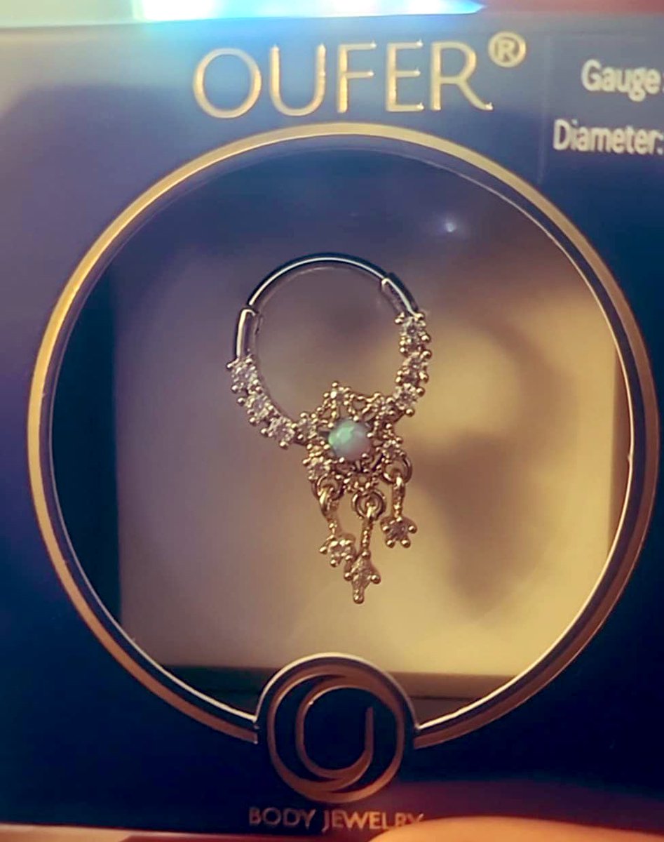 QueenAmoraHQ's tweet photo. New piercing just arrived.

I expect one of you to cover it.

Send $20 if you want to serve a spoiled black domme who deserves everything.

Cashapp $oreo420420 https://t.co/ZHfL6dsFv2