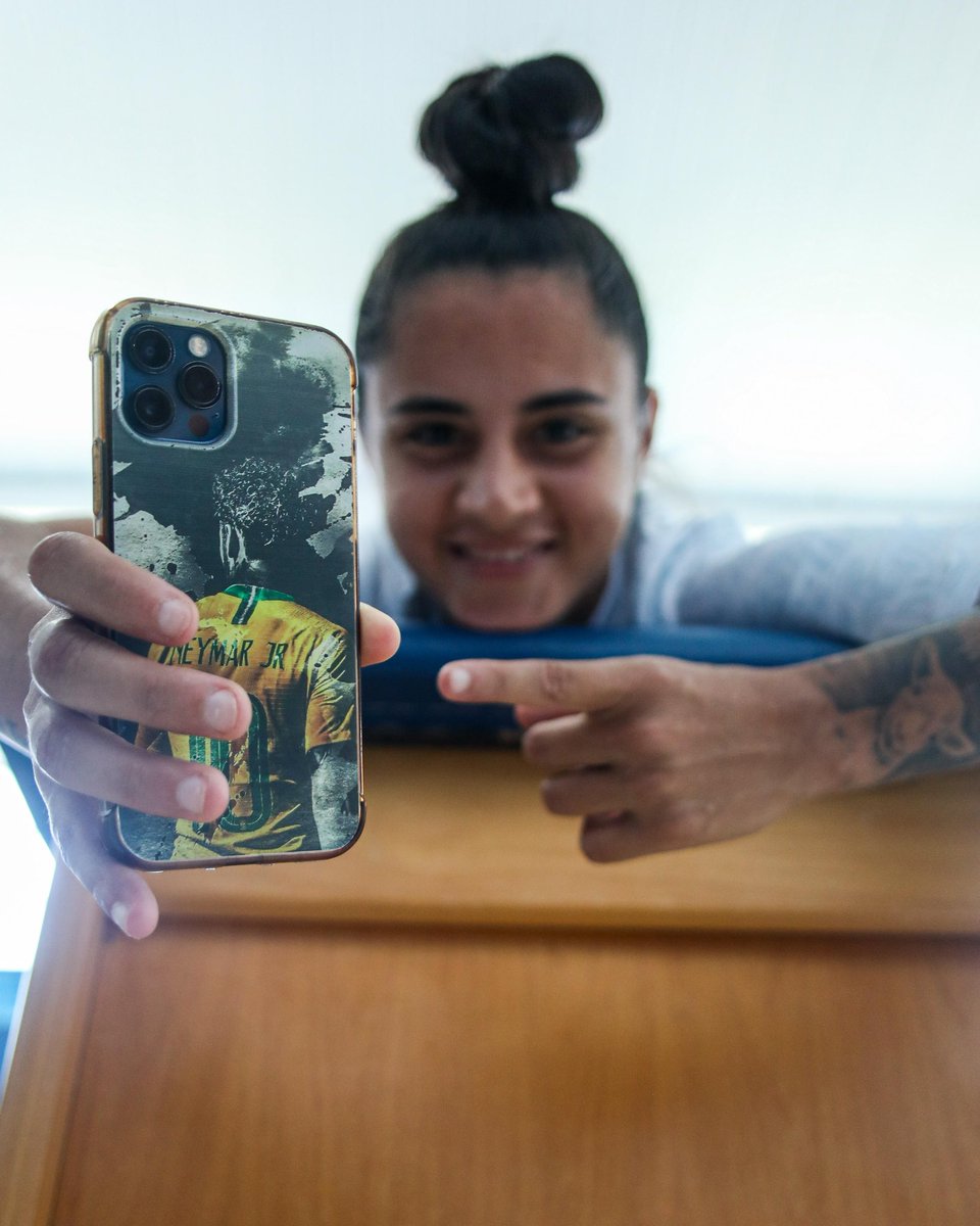 Referência. ✋🏽😜🤚🏽
