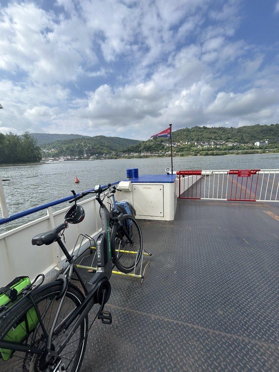 sturalph's tweet image. Somewhat waylaid, but still on my way to BioMalPar by whatever mode of transport I can find #EMBLMalaria