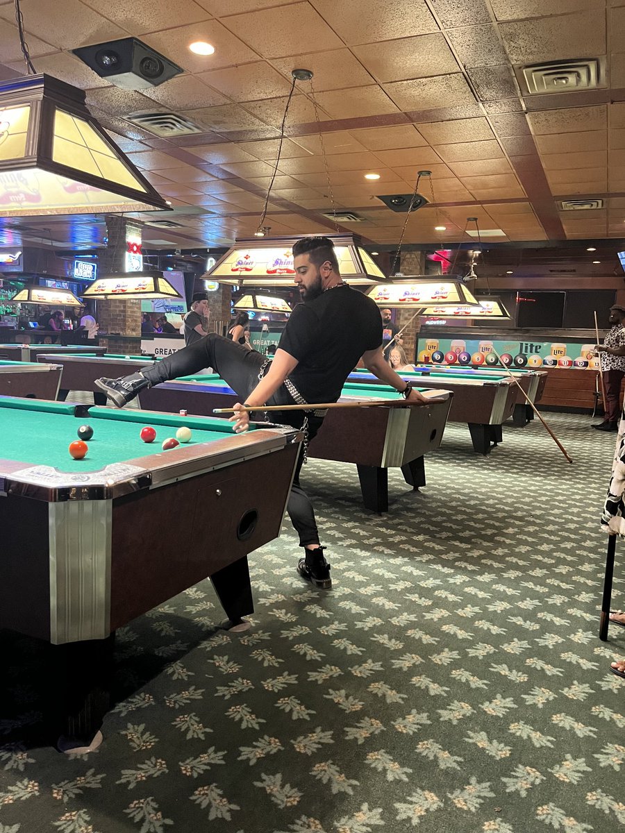 ZanubisNova's tweet image. When you're playing pool but you watch too much JoJo