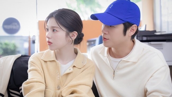 •kdm• 🔥 resident playbook 🔥 

Ini mereka kalo jadian dari eps 3 mungkin sekarang udh punya anak 2😭😭🧎🧎🫵