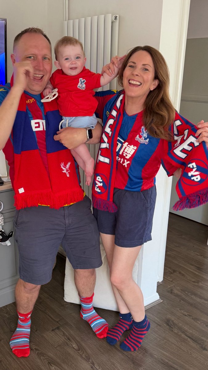 I’m a mess. I can’t believe it. ❤️💙🦅 #cpfc #FACup #winners