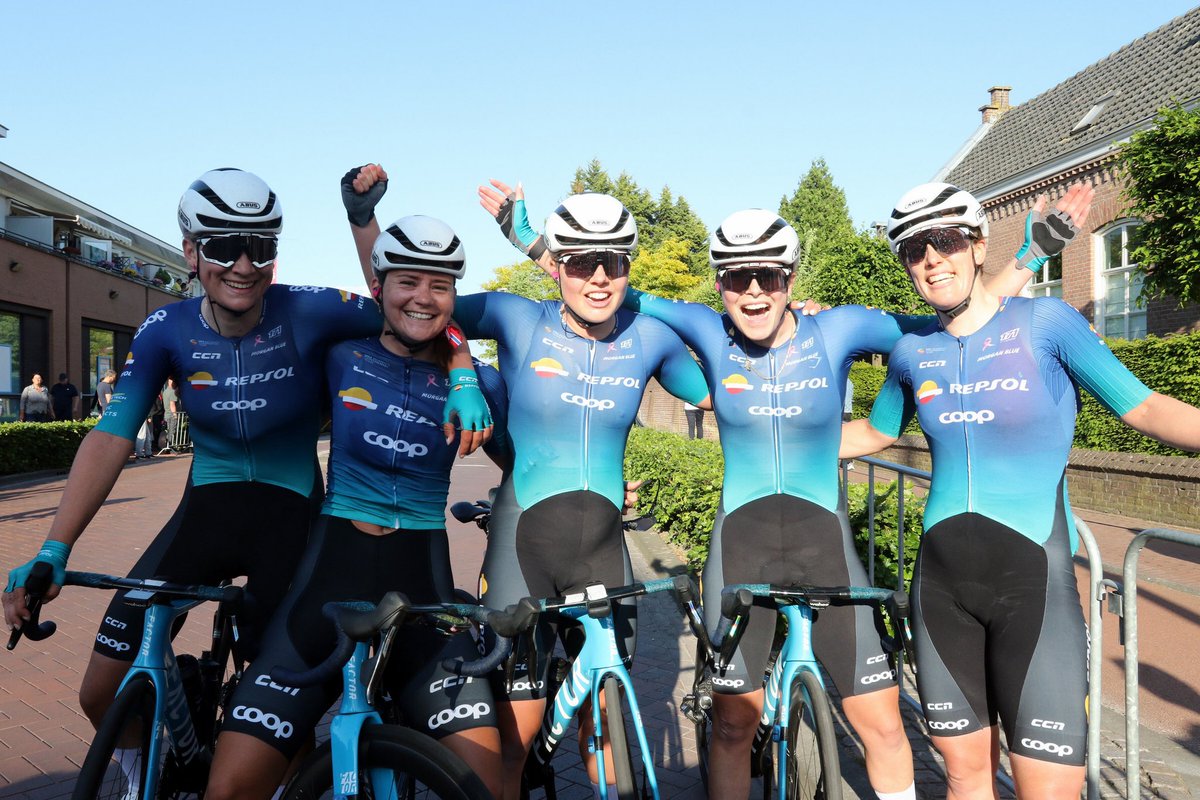 Bartoli84's tweet photo. First win @TeamCoopRepsol @april_tacey #omloopderkempen https://t.co/LwKEaD624a