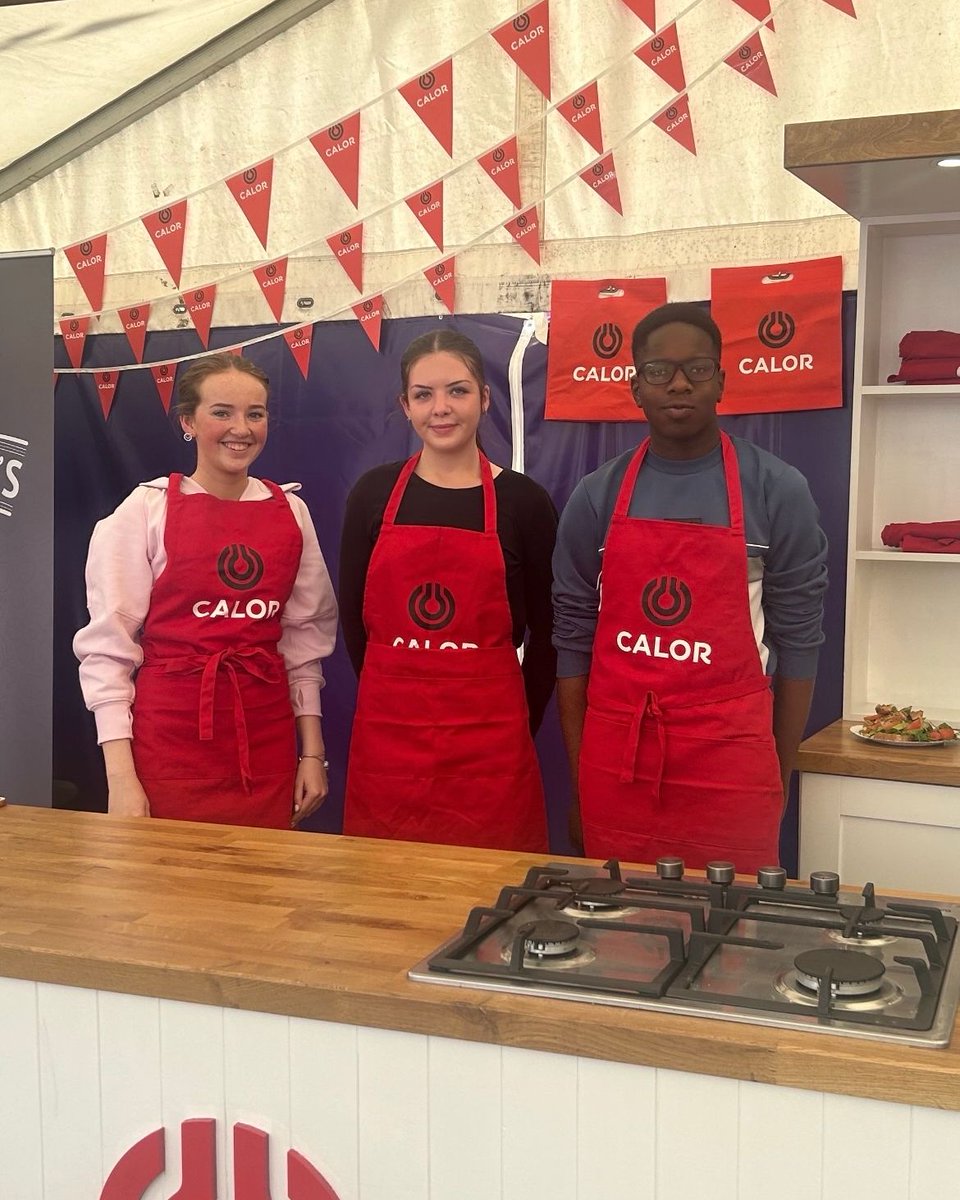 Well done to Seoidin McBride, Orla Buttimer and Joel Oguliri for representing Mercy Mounthawk at a sandwich making showcase at Tralee Food Festival this weekend! 🥗