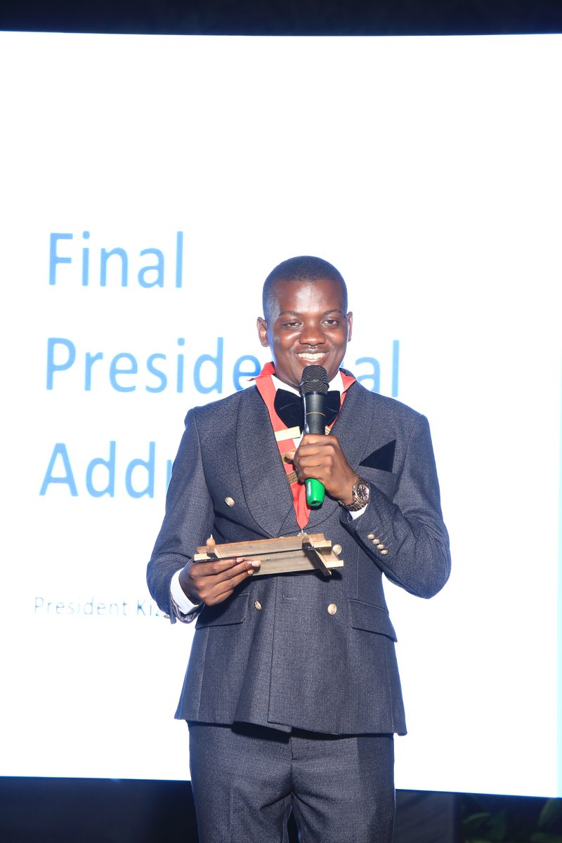 "I cant thank enough every body that has stood with us from the beginning of the year, to where we are today, we are very grateful" Irresistable President Kizza #WeAreBwebajja #TheSeptimusPresidentialInstallation