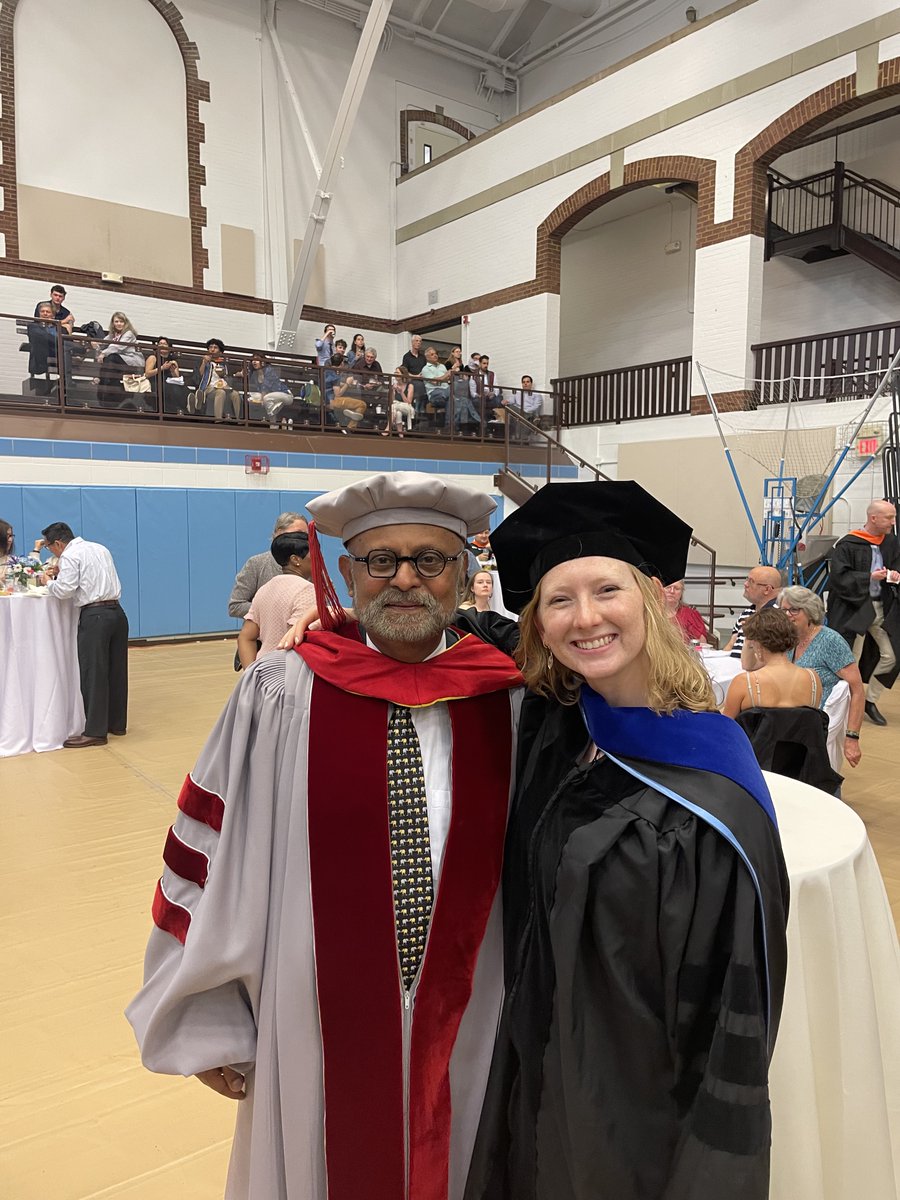 ShafikIslam's tweet photo. One of the most desirable perks to be a #Professor !
Celebrate the accomplishments of academic children.
@TuftsEngineer @TuftsUniversity
Catherine #USA
Ghazal #Iranian
Veronica #brazil
#EngineeringDiplomacy as they embark on solving most pressing #Engineering and #Diplomacy problems of our time! Congrats.