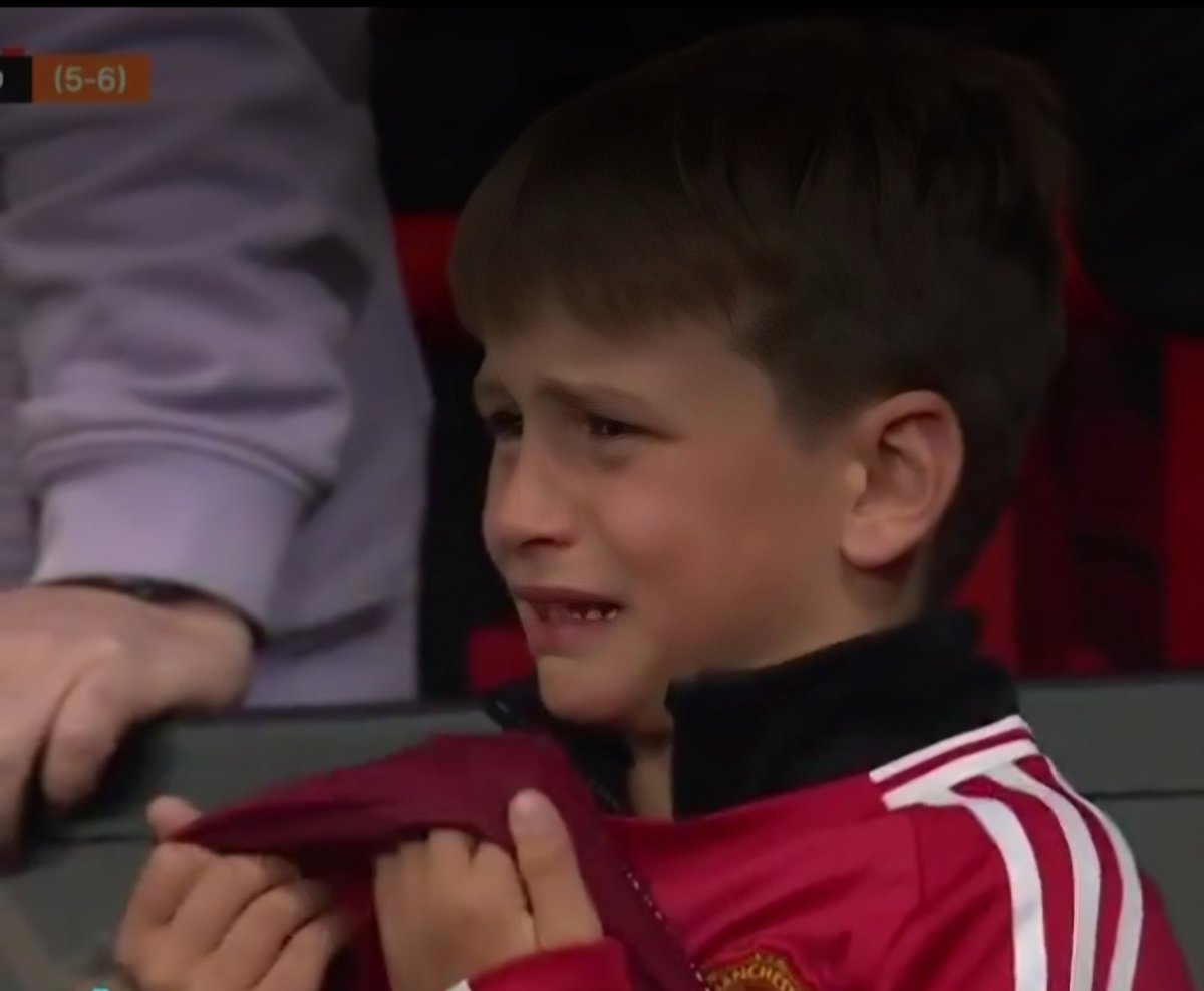 Manchester Teams will take kids to EARLY GRAVES.
<a href="/ManCity/">Manchester City</a> and <a href="/ManUtd/">Manchester United</a>, you better get serious 😢