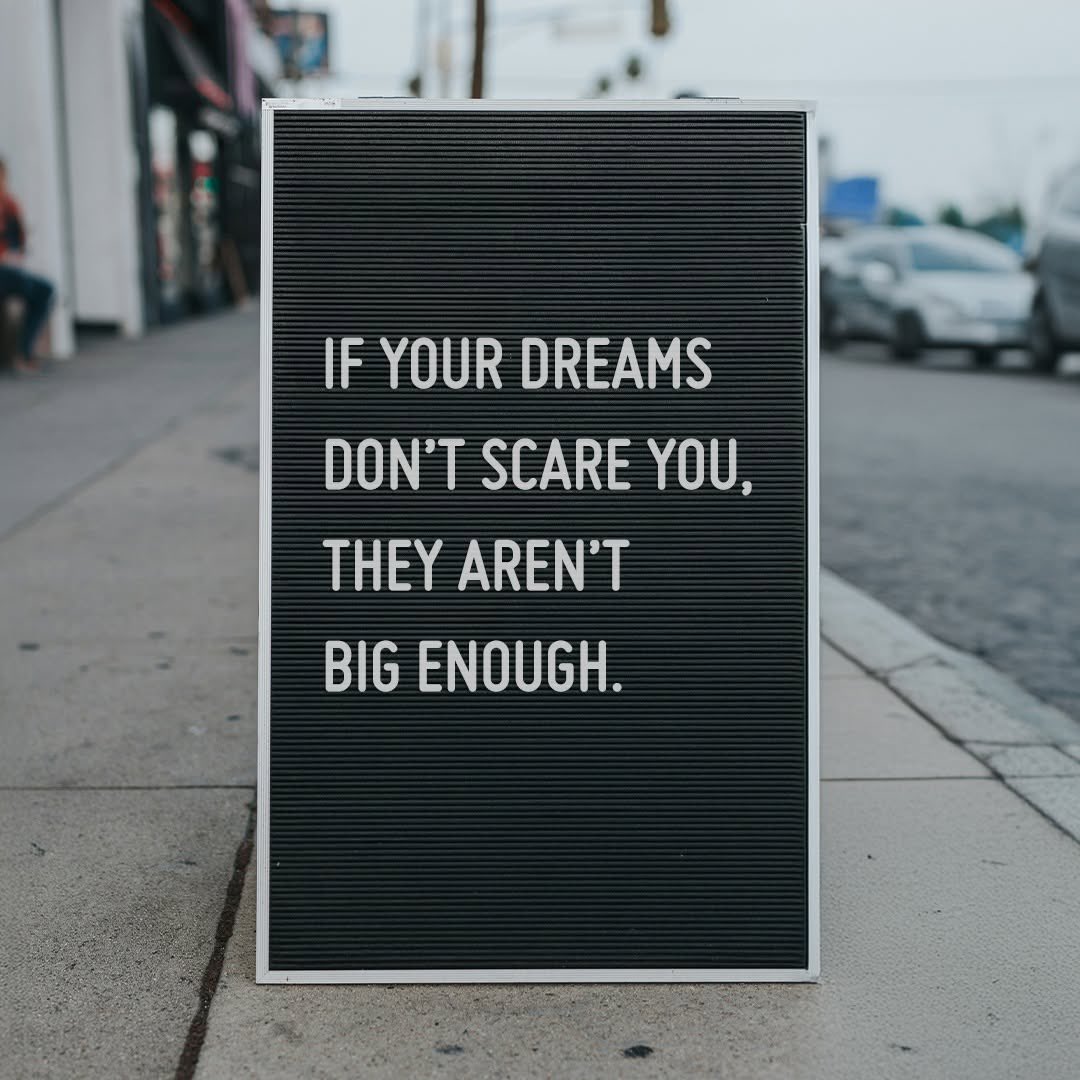 TunePlot's tweet image. Every great artist started with a vision that felt impossible-until they made it real.

Keep pushing, keep creating, and don't let fear hold you back!.

#DreamBigger #KeepCreating #independentartist