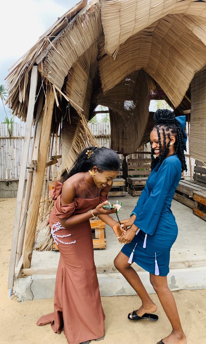 Treasureandrew3's tweet photo. We really partied todayyyyyy💃🎊
Look who I met todayyyyy……😊😊😊😊
@Naomi_nzube ….. she’s such a vibeeeee and really prettyyyy😍😍😍
#aloml #loveseason https://t.co/FpWxEMlsLY