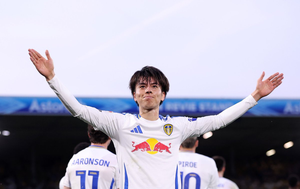 SamuraiWarriorz's tweet photo. Japanese players won 4 titles 🏆 this season in England 🏴󠁧󠁢󠁥󠁮󠁧󠁿:

🏆Premier League: Wataru Endo, Liverpool.

🏆FA Cup: Daichi Kamada, Crystal Palace.

🏆Championship: Ao Tanaka, Leeds United.

🏆League 1: Tomoki Iwata, Birmingham City.

Best season ever for 🇯🇵 in English football. https://t.co/Pi46HLl0IJ