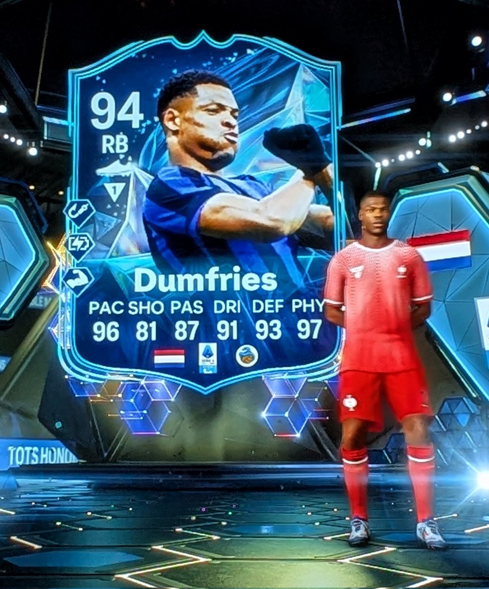 Denzel. The Equalizer 4 coming soon to a pitch near you #FC25