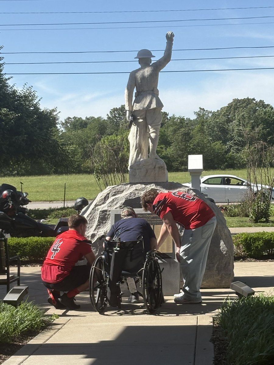 mickcasto's tweet image. I had a great day at the Veteran’s Home. These guys were fun to talk to! 
@RossviewFTBL