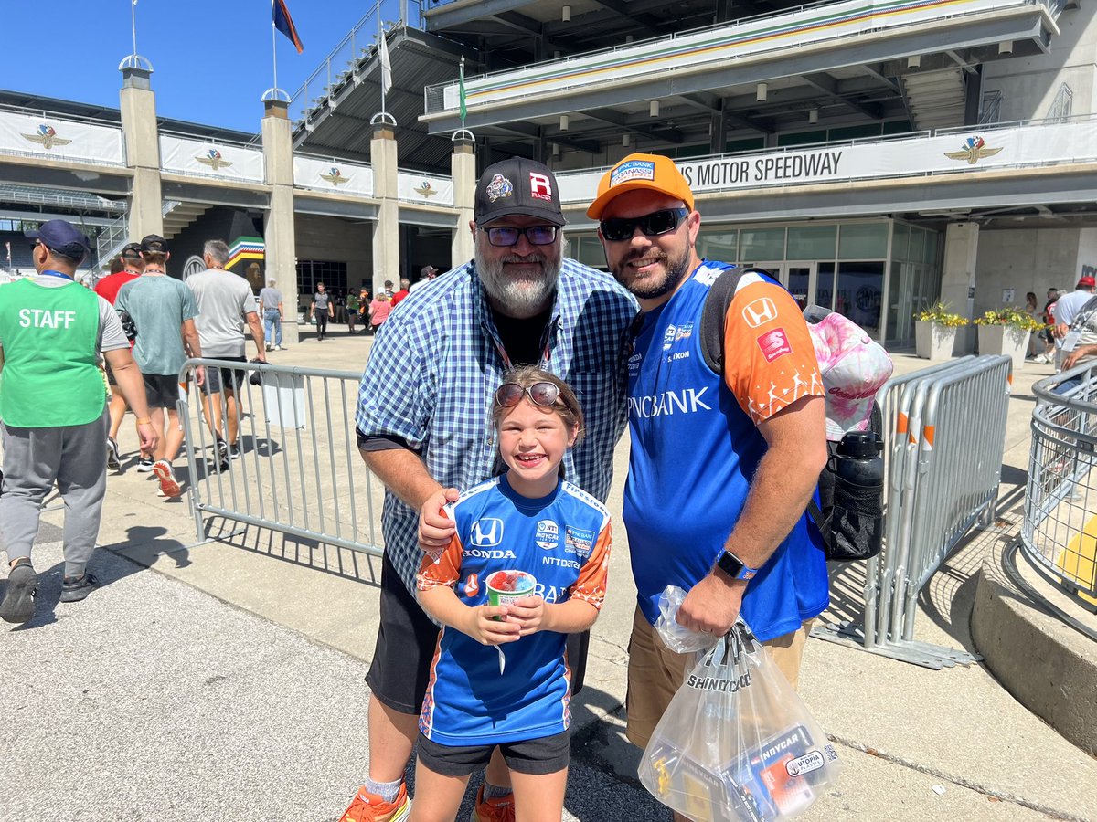 JeremyDavis1989's tweet photo. Great seeing and talking to you today @marshallpruett !!! Thanks again for the incredible content and fan interaction you do!!! I had to repost this photo of use , we didn’t get our self today 😂. #MPFans #Indy500 #Indycar #ThisIsMay https://t.co/LbSJXJMsl6