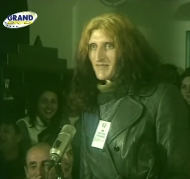 Ху ар ју?               Ам ју бат стронгр