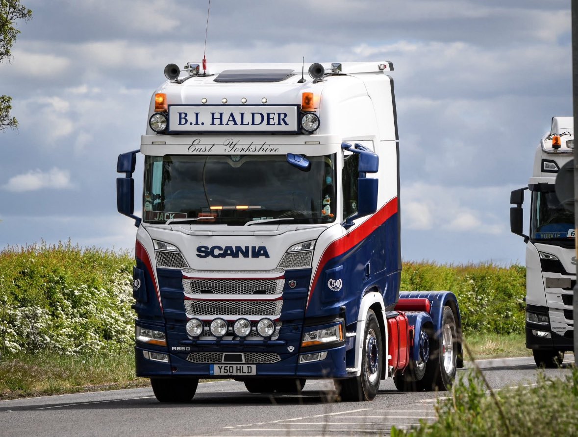wild_julian's tweet image. My youngest son, Jack, on the road @truckfest Lincoln last weekend🙂🚛 #Halder