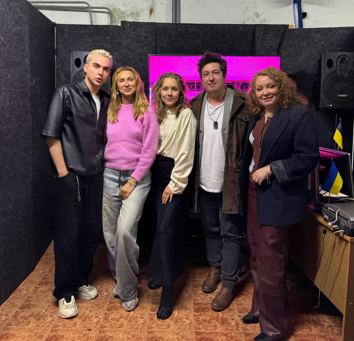 MELOVIN tweet media