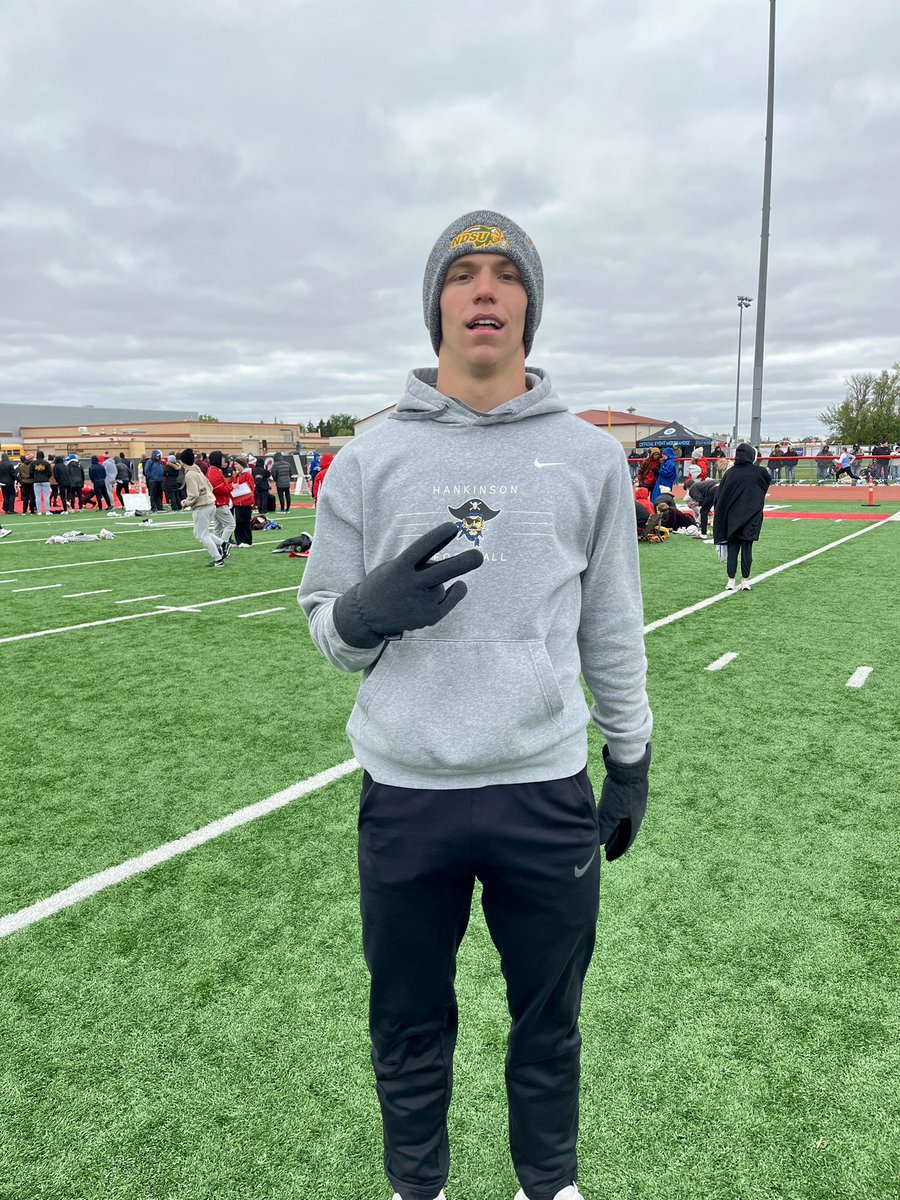 OstbyCoach's tweet photo. Congratulations to Andrew Jean for qualifying at regions in the 100 meter dash with a time of 11.43. https://t.co/W4dcFdEBZs
