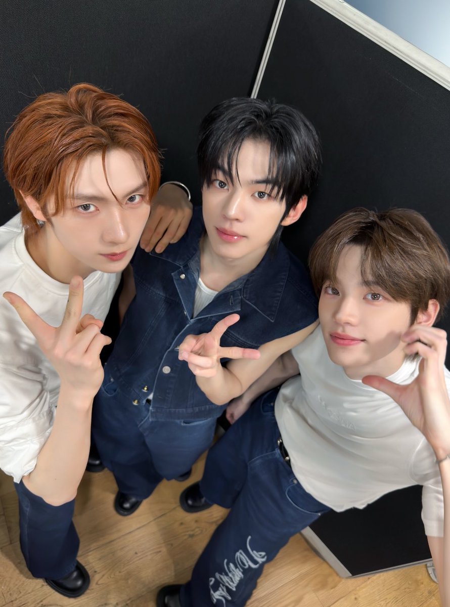 Warning: too much charisma in one frame. Handle with care! — TWS hyung line.