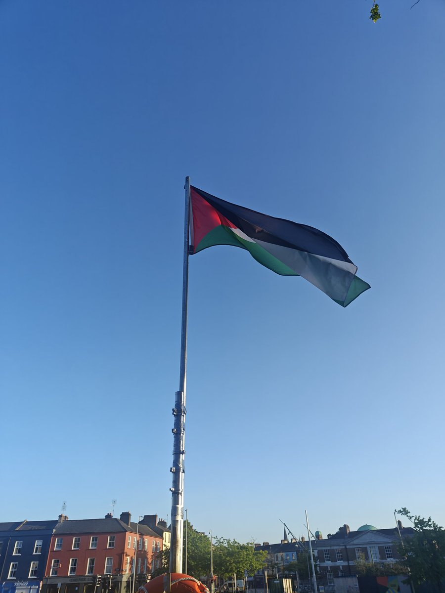 RebelStout's tweet photo. Franciscan Well Brandon Stout ...I really liked this. Definite 9 on dá Richter and that was after a Beamish in Sin É. Young crowd, got lots of love for my Palestino FC Shirt 🇵🇸 think it was €6 https://t.co/GSiRinlx6z