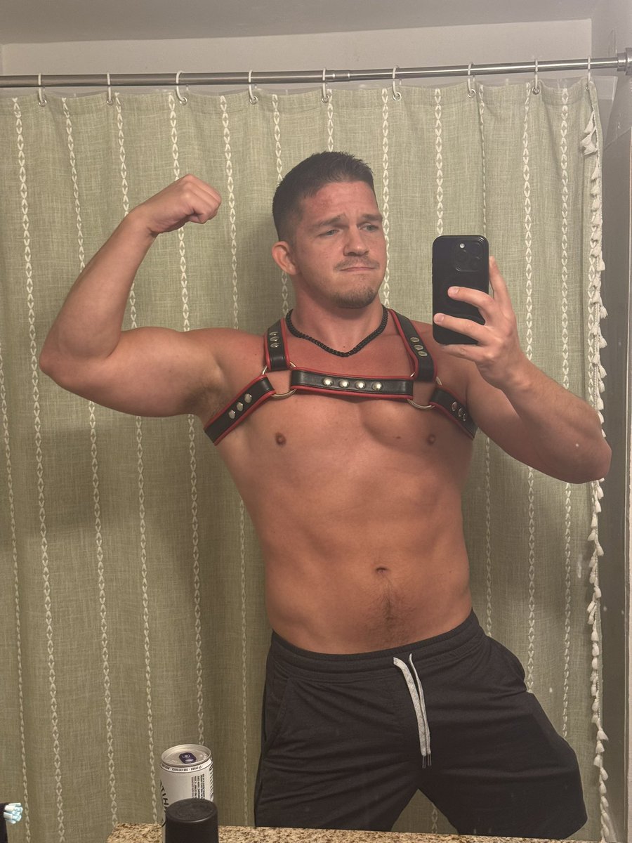 Mountain Man Luke π³οΈβπππ²π (@seahikerdude) on Twitter photo New harness, who dis?
Thanks <a href="/DoghouseLeather/">Doghouse Leathers</a>!
Onlyfans.com/mountainmanluke
#leather #harness #gear New harness, who dis?
Thanks <a href="/DoghouseLeather/">Doghouse Leathers</a>!
Onlyfans.com/mountainmanluke
#leather #harness #gear