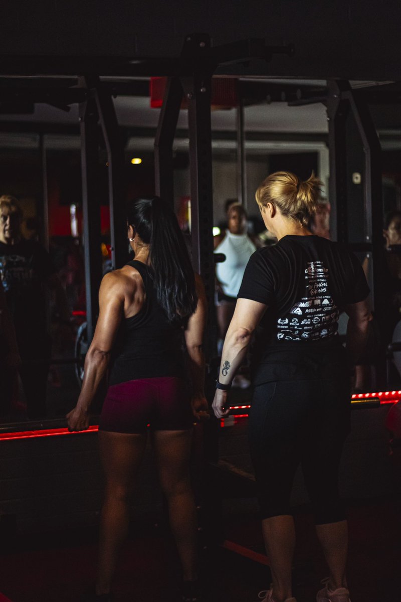 PHYSIQUESGYM's tweet image. This isn’t just a place to train—it’s a community built on grit, growth, and genuine connection. We are chasing the best version of themselves, and we push, support, and rise together.
#personaltrainingphoenix#personaltraining #GroupTraining#personaltrainernearme