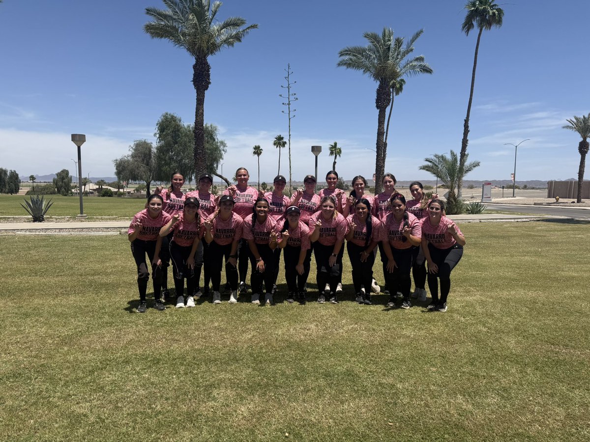Thank you Arizona Western for letting us use your field for practice today!! ❤️
#itsagreatdaytobeabulldog