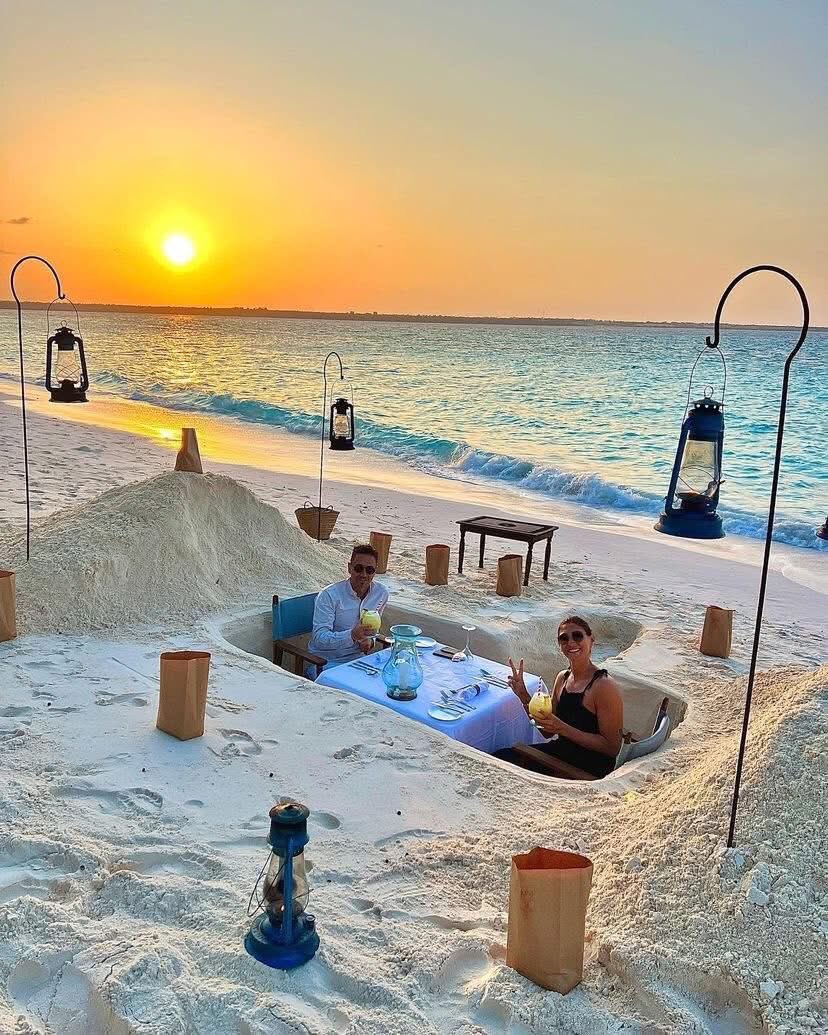 SafarisEmperor's tweet photo. Zanzibar Awaits Paradise is only a message away!
Imagine white-sand beaches, crystal-clear waters, spice-filled markets, and unforgettable sunsets. Let us craft your dream holiday to Zanzibar—from start to finish.
DM us now or contact us:
+255 657 655 579

#Zanzibar #IslandVibes https://t.co/jCgaebNSsV
