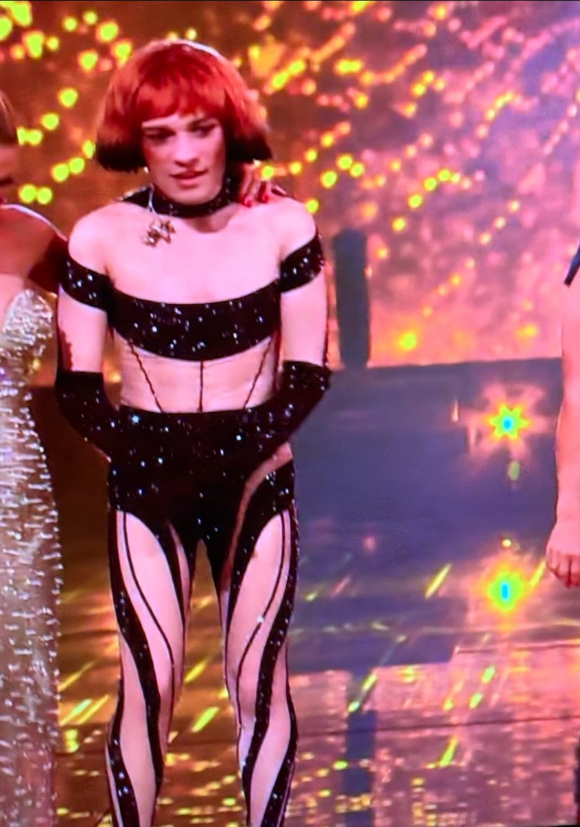 Was für ein unfassbar peinlicher Auftritt von Nemo.

Kann man die Schweiz auf der Weltbühne noch mehr blamieren?

🤮