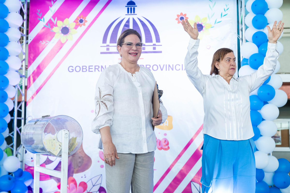 PlansocialRD's tweet image. Hoy damos formalmente inicio al programa: ¡Un Plan para Mamá!; en la provincia📍La Vega.

Una hermosa iniciativa dedicada a agasajar y reconocer a nuestras queridas madres por su entrega y amor incondicional. 🥰🙌🏼

#PlanSocialRD #EstamosContigo