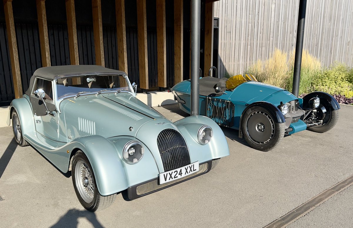 dbryercreative's tweet photo. Snuck into the Morgan car park after hours to gawp at the metal. Got caught. Thought I was going to be thrown out. Instead had a long chat with the guy about how cool the cars were. Lovely place. Unlike any other car factory.
@alanisnking https://t.co/djUhKe4vfk
