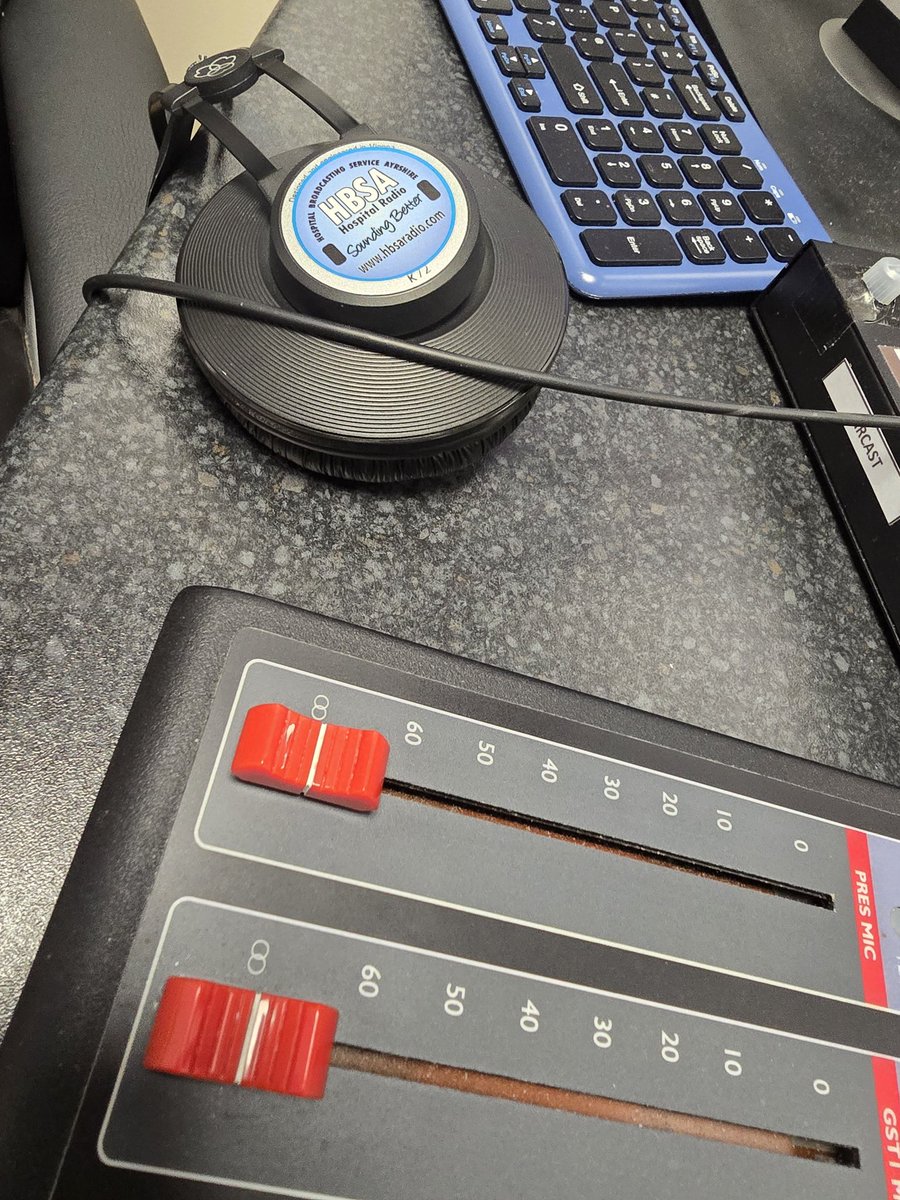 Chris (@christowod1) on Twitter photo Sunshine and radio - The perfect mix!Sitting in with <a href="/JoshWoodsUK/">Josh Woods</a> tonight on <a href="/HBSARadio/">HBSA Hospital Radio</a>
Tunes, laughs and slaggings are guaranteed! 8 - 10pm
Tune in here 👇
hbsaradio.com/live/ Sunshine and radio - The perfect mix!Sitting in with <a href="/JoshWoodsUK/">Josh Woods</a> tonight on <a href="/HBSARadio/">HBSA Hospital Radio</a>
Tunes, laughs and slaggings are guaranteed! 8 - 10pm
Tune in here 👇
hbsaradio.com/live/
