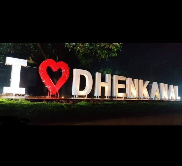 ଯେଉଁଠି ଟ୍ରାଫିକ ବ୍ୟବସ୍ଥା ବିଫଳ, ସେଠି ଜନତାଙ୍କ ଠାରୁ ଫାଇନ ଆଦାୟ କେତେ ଠିକ, ପୁଣି ଲୁଚି ଛପି...

ବ୍ୟବସ୍ଥା ନକରି ଟାର୍ଗେଟ ପୂରଣ ଆଶାରେ ସାଧାରଣ ଜନତାଙ୍କୁ ଲୁଟନ୍ତୁ ନାହିଁ।
ଯାଗ ଜନତା ଯାଗ...
<a href="/districtadmndkl/">District Dhenkanal</a> <a href="/spdhenkanal/">spdhenkanal</a> <a href="/BibhutiJena93/">Bibhuti Bhusan Jena</a> <a href="/STAOdisha/">State Transport Authority, Odisha</a> <a href="/MohanMOdisha/">Mohan Charan Majhi</a> <a href="/CMO_Odisha/">CMO Odisha</a> <a href="/ushapadhee1996/">Usha Padhee</a> <a href="/dhenkanalm_hud/">Dhenkanal Municipality</a>