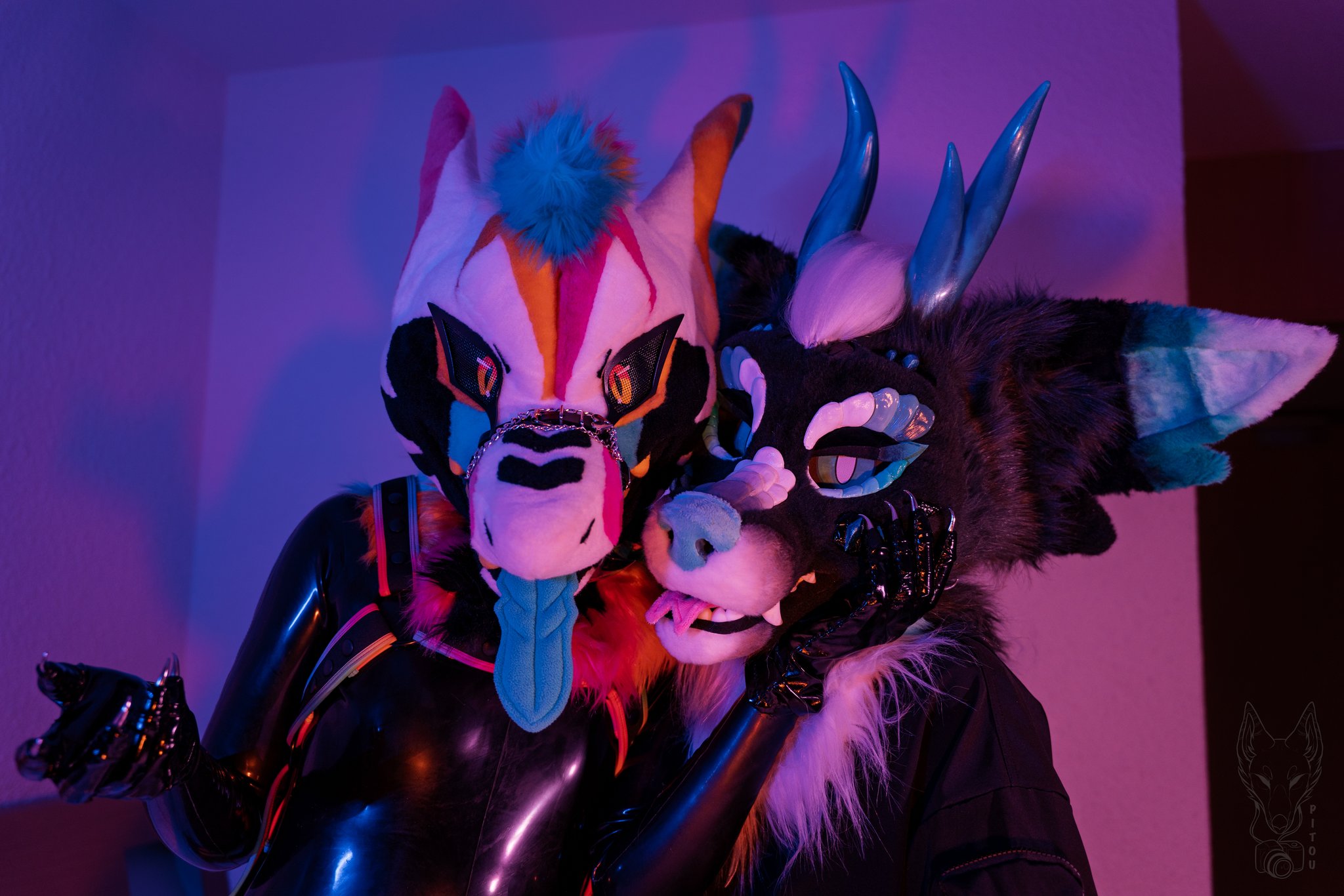 Set 136 Ecstasy & Adiale Latex and gear #2 😈🔞 Many photo come from Fauntastic Full set on ØF Photo of @AdialeAD and @Ecstazizi https://t.co/kL9KbRLgSx