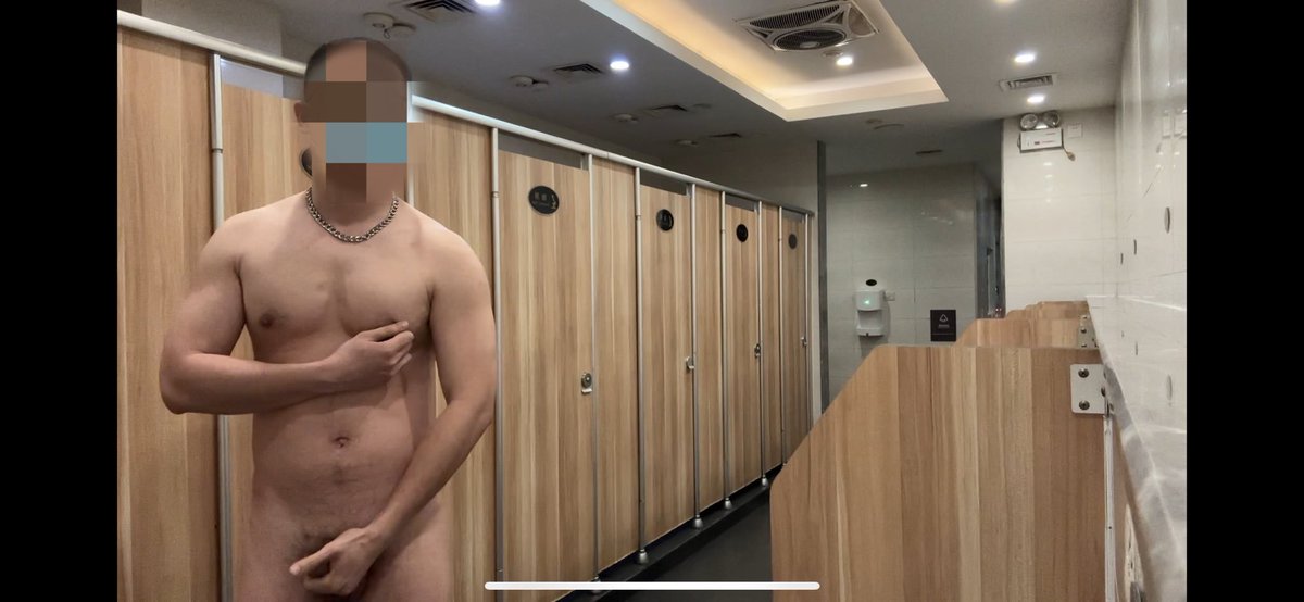 学院站🚾有无人抓默默？