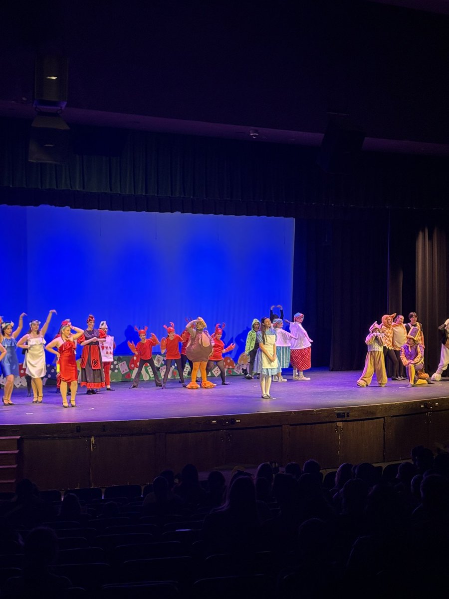 Lewiston-Porter MS tweet media